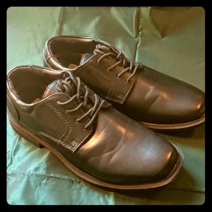 Madison Avenue Youth Black Dress Shoe Oxford 6M
